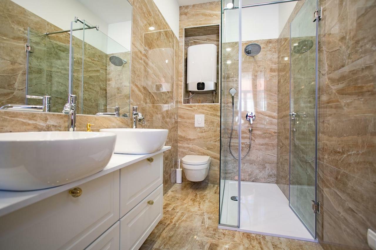 Best4Stay Luxury Rooms Split Exterior foto